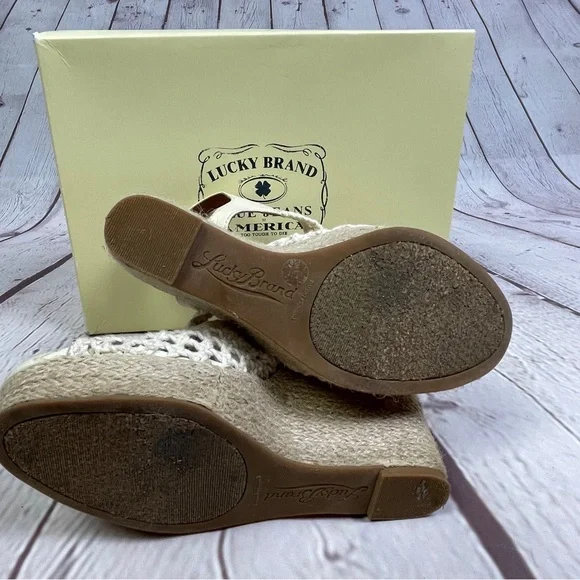 LUCKY BRAND women's neutral cream macrame canvas crochet wedge sandals, size 8 - Picture 7 of 12